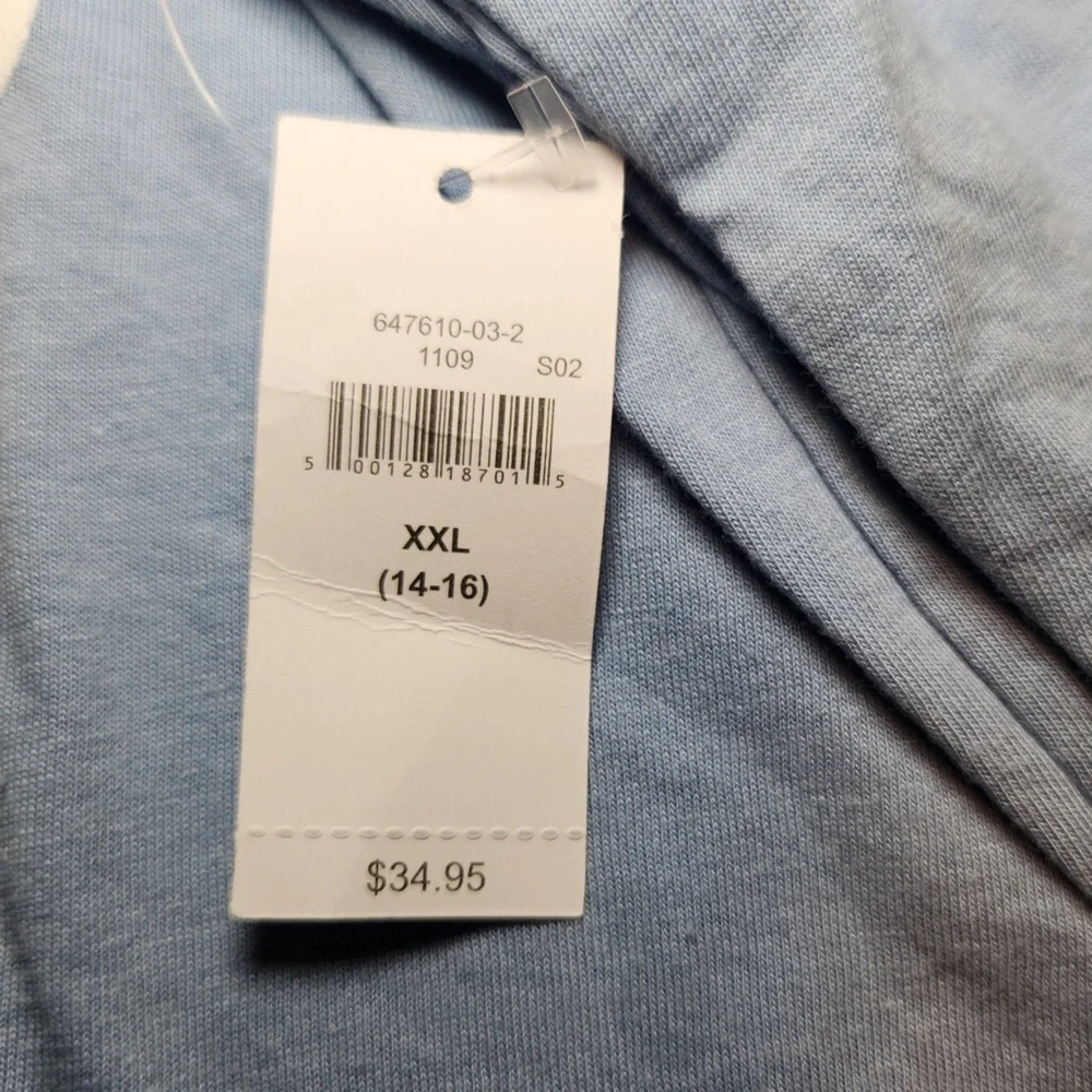 GAP Blue Charizard Short Sleeve Tee‎